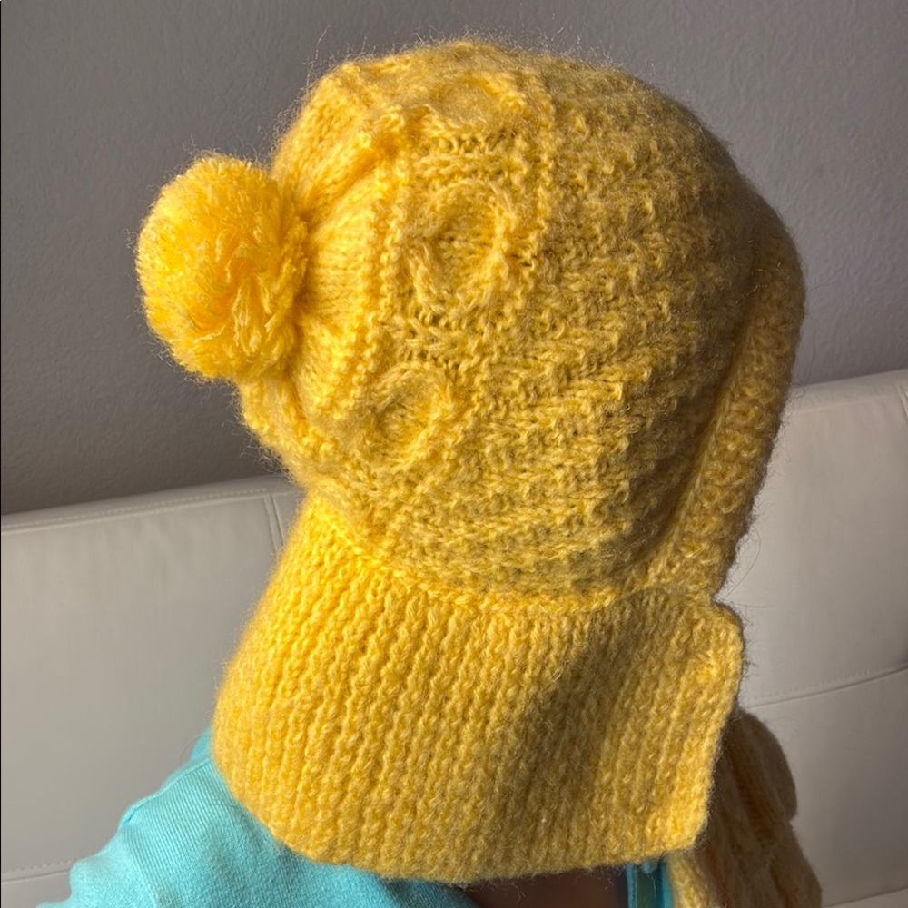 Cozy Yellow Knit Pom-Pom Hat & Mittens Set for Kids